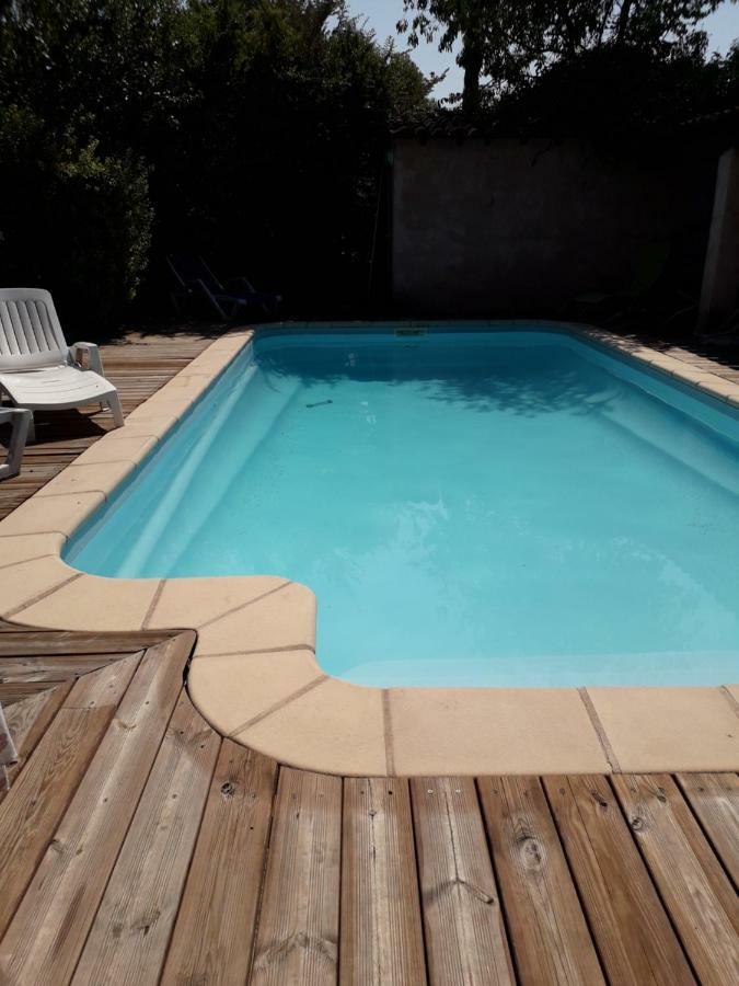 Brig'Gite LʼIsle-sur-la-Sorgue Exterior foto